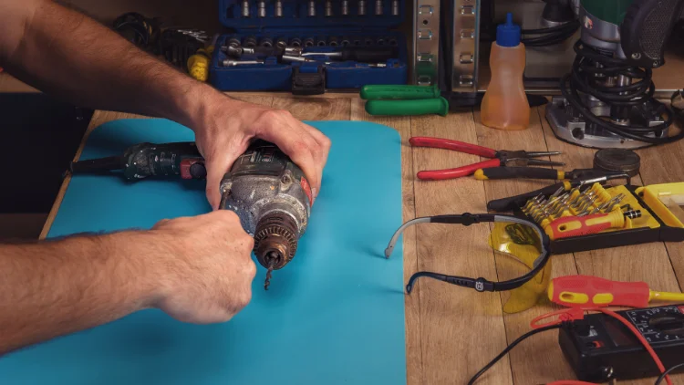 Cleaning Power Tools